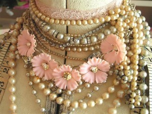 vintage jewelry (Small)