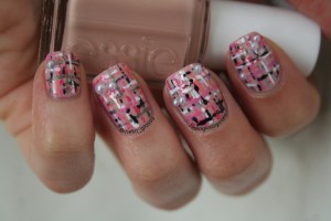 Flare-tweed-nails-4
