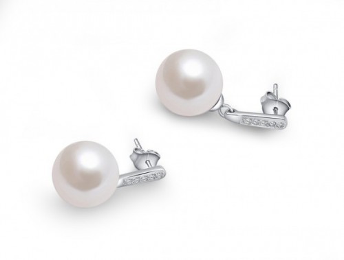 Pearl Drop Earrings for Your Wedding