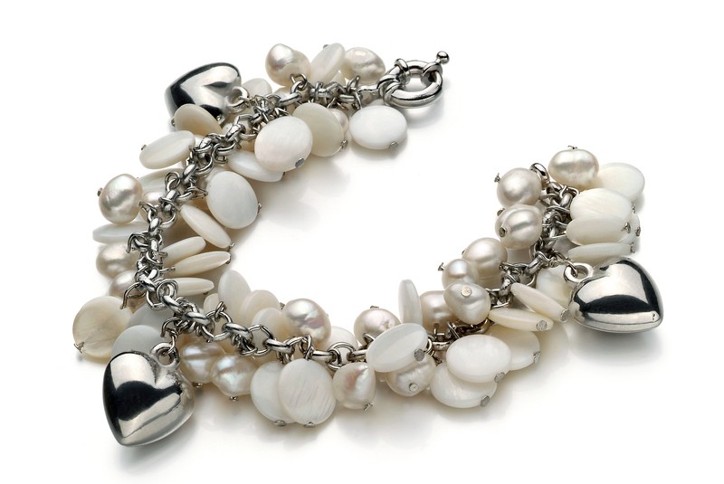 designer pearl accessories hearts charm pearl bracelet