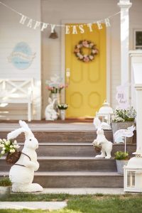 outdoor easter decorations