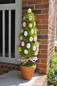 outdoor easter decorations