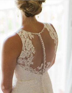 Perlenhochzeitkleid