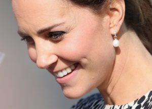 duchess of cambridge wearing pearl earrings with diamonds