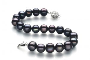 simple black pearl bracelet