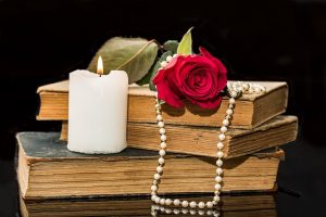 small pearl necklace