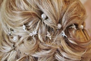 pearl hair clips