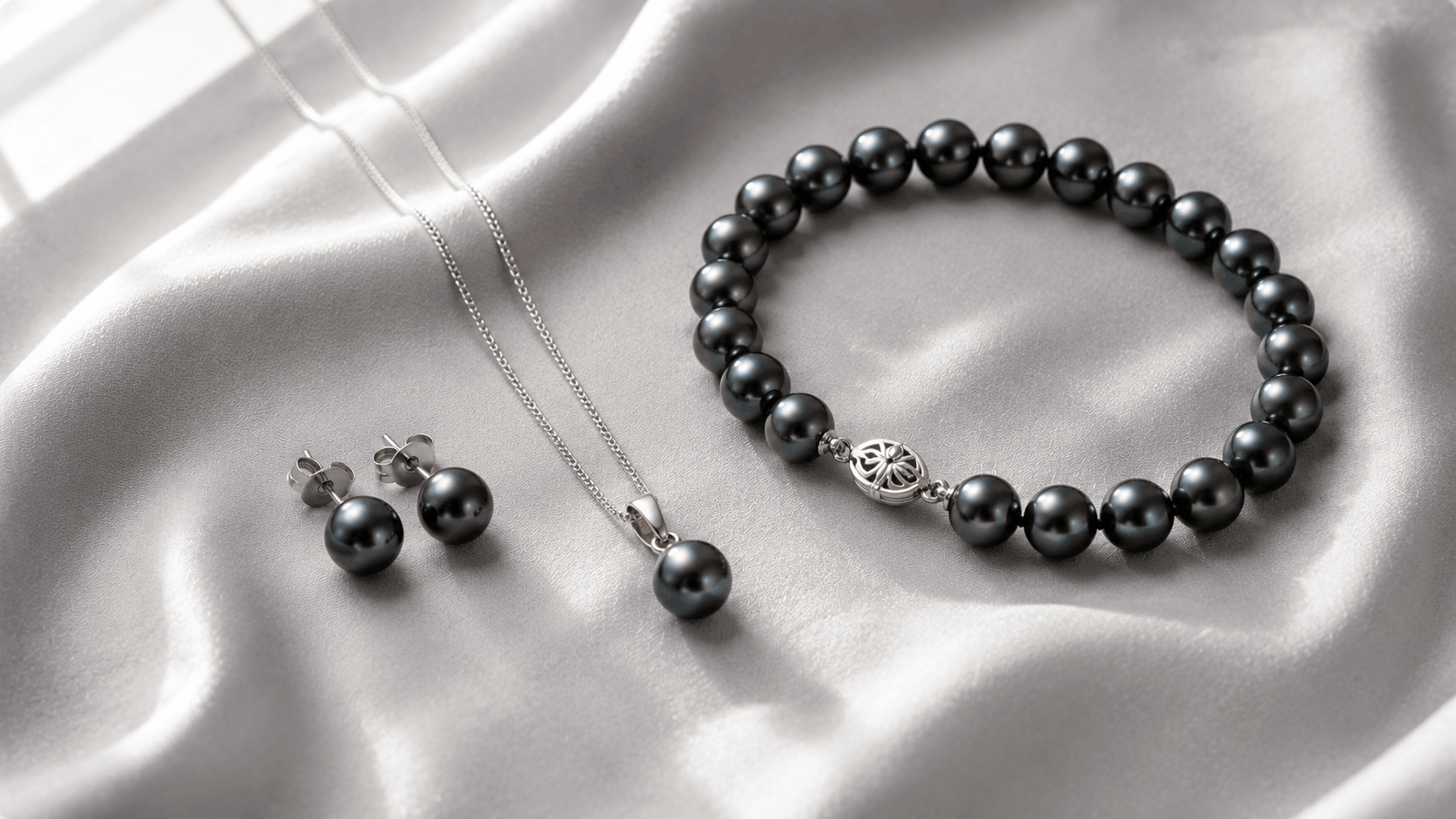04. Jewelry Styles Worth Exploring