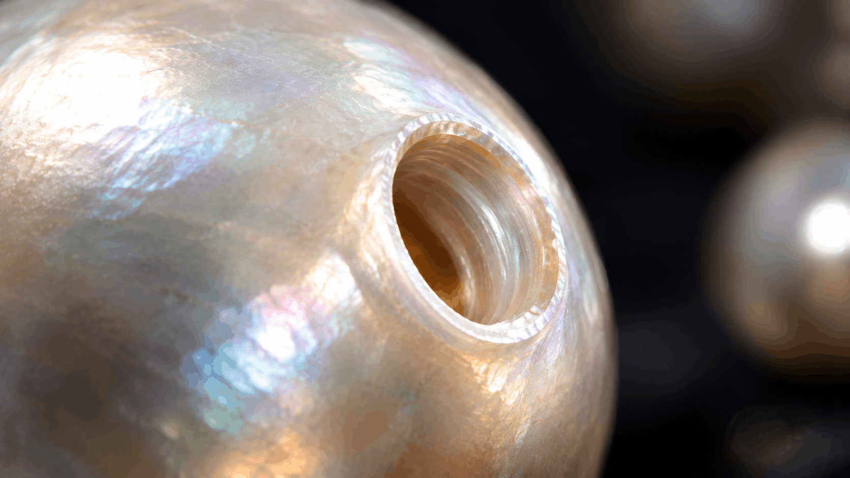 04. The Drill Hole Test — How to Tell If Pearls Real on a Strand