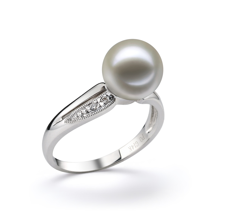 Ring mit weißen, 9-10mm großen Süßwasserperlen in AAAA-Qualität , Caroline