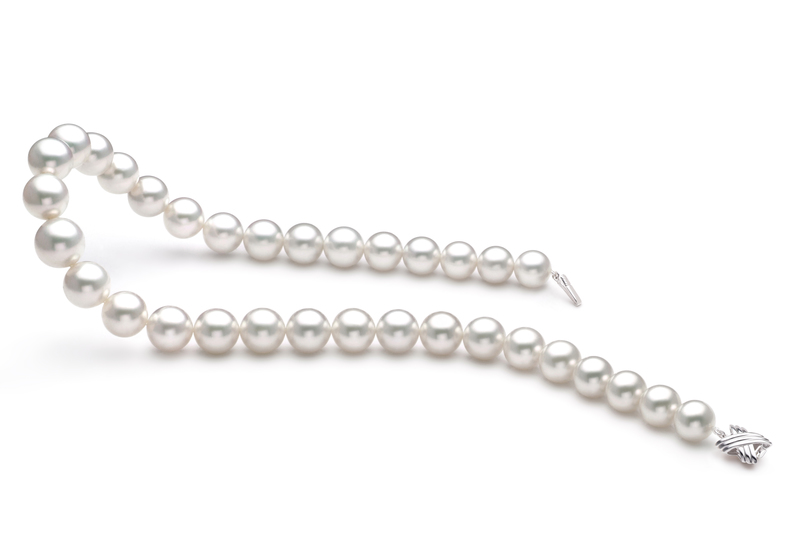 Halskette mit weißen, 12-15mm großen Südseeperlen in AAA+-Qualität , Darjana