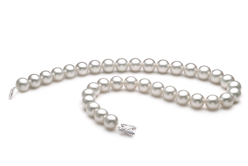 Halskette mit weißen, 12-13mm großen Südseeperlen in AAA-Qualität , Emmea