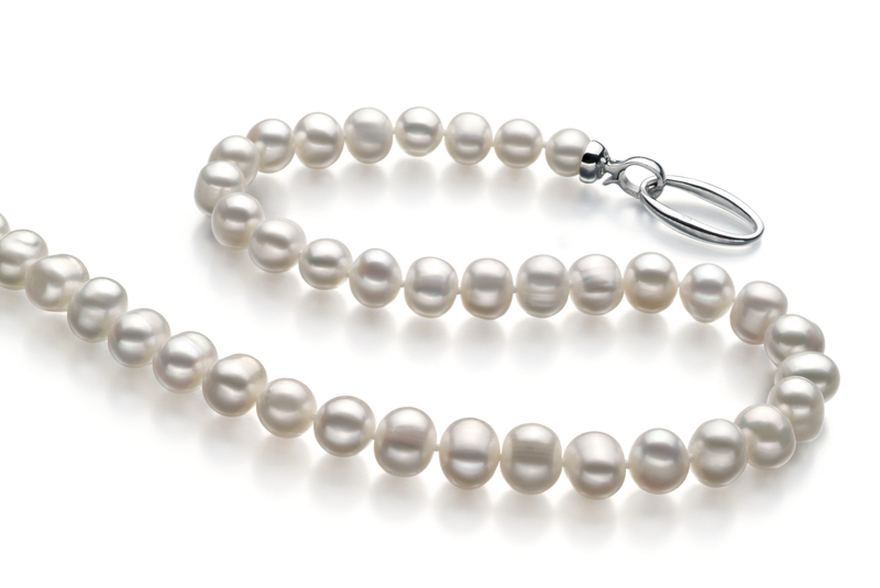 Halskette mit weißen, 8-9mm großen Süßwasserperlen in A-Qualität , Julia