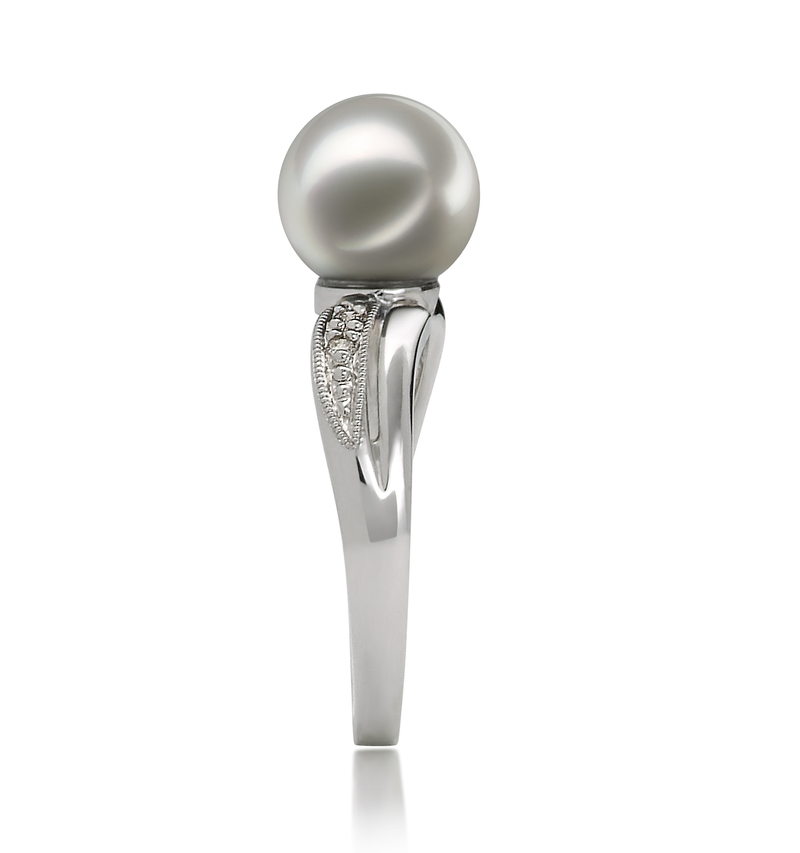 Ring mit weißen, 7-8mm großen Janischen Akoya Perlen in AAA-Qualität , Meike