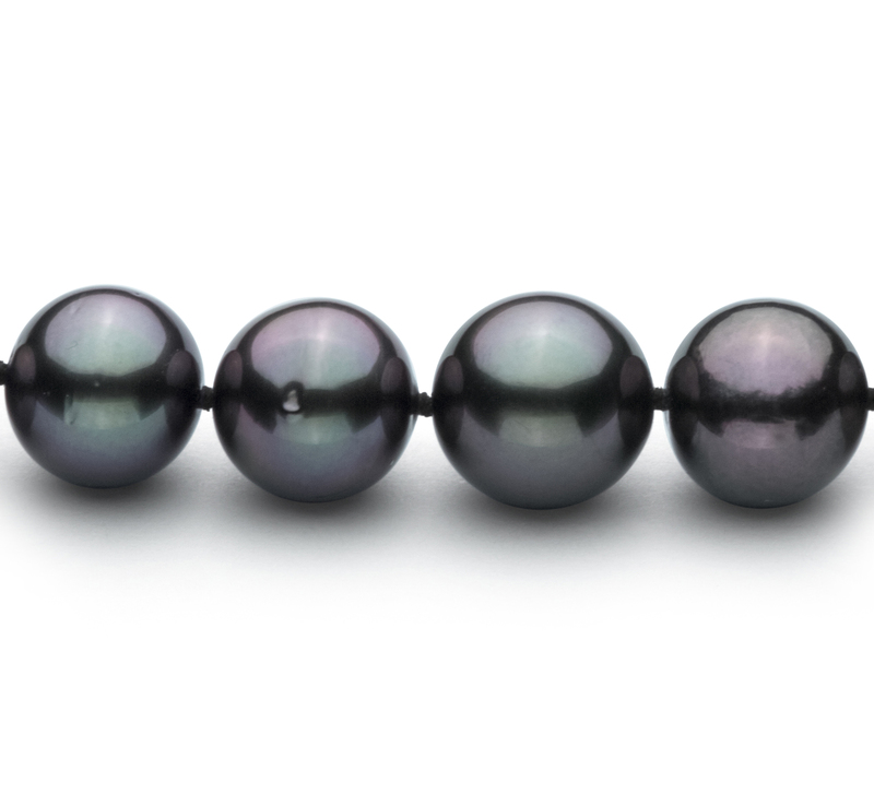 Halskette mit schwarzen, 9.1-11mm großen Tihitianischen Perlen in AA+-Qualität