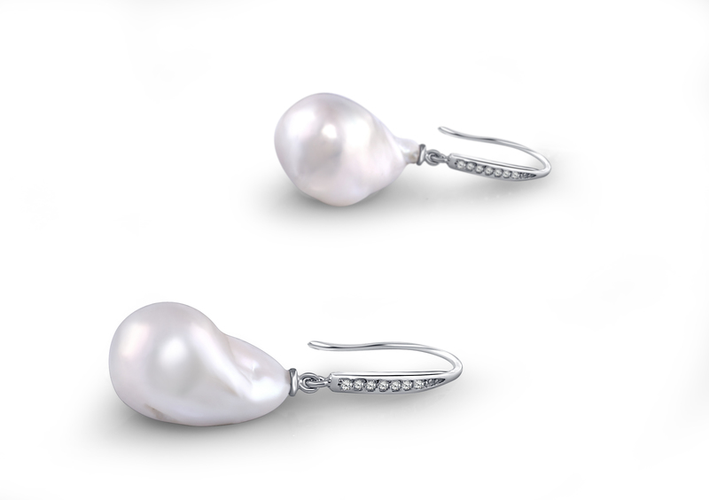 Paar Ohrringe mit weißen, 14-15mm großen Süßwasserperlen Edison in AA+-Qualität
