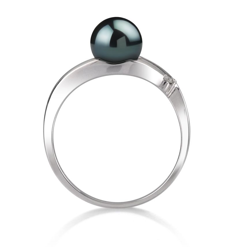 Ring mit schwarzen, 6-7mm großen Janischen Akoya Perlen in AA-Qualität , Tanja