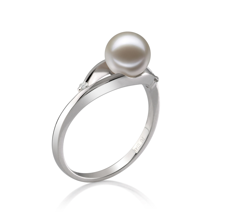 Ring mit weißen, 6-7mm großen Süßwasserperlen in AAAA-Qualität , Tanya