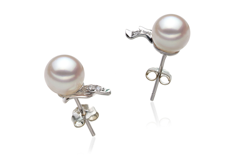 Paar Ohrringe mit weißen, 6-7mm großen Janischen Akoya Perlen in AA-Qualität , Valeska
