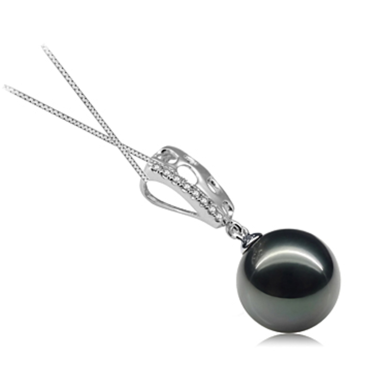 Anhänger mit schwarzen, 10-11mm großen Tihitianischen Perlen in AAA-Qualität , Zuella Perle