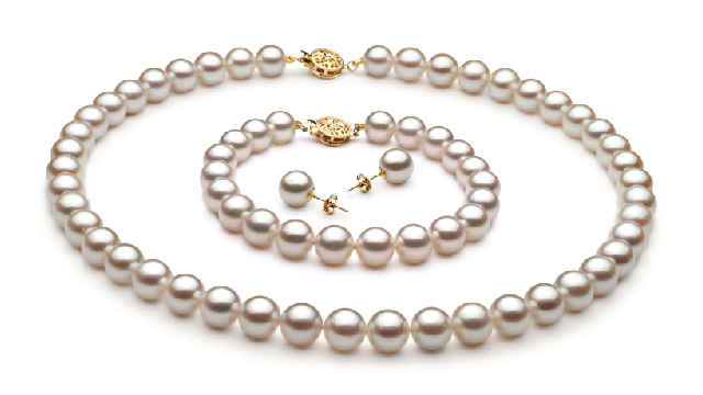 View Set mit weißen japanischen Akoya-Perlen collection
